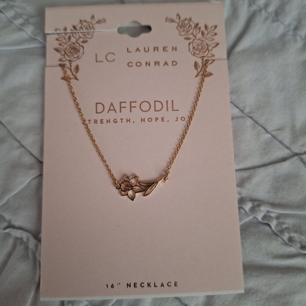 NWT Lauren Conrad Daffodil Necklace
